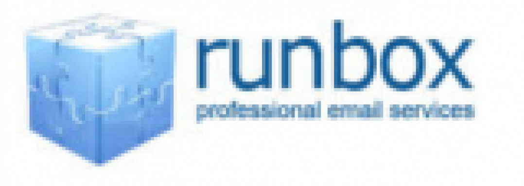 Логотип хостинга Runbox.com